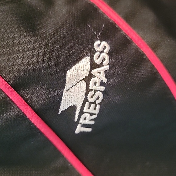 Trespass TP75 womans ski jacket. Size Large UK - Picture 4 of 10